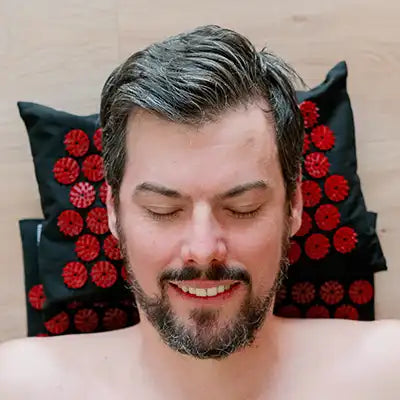 Torment Pad acupressure mat pillow - 3. Relax